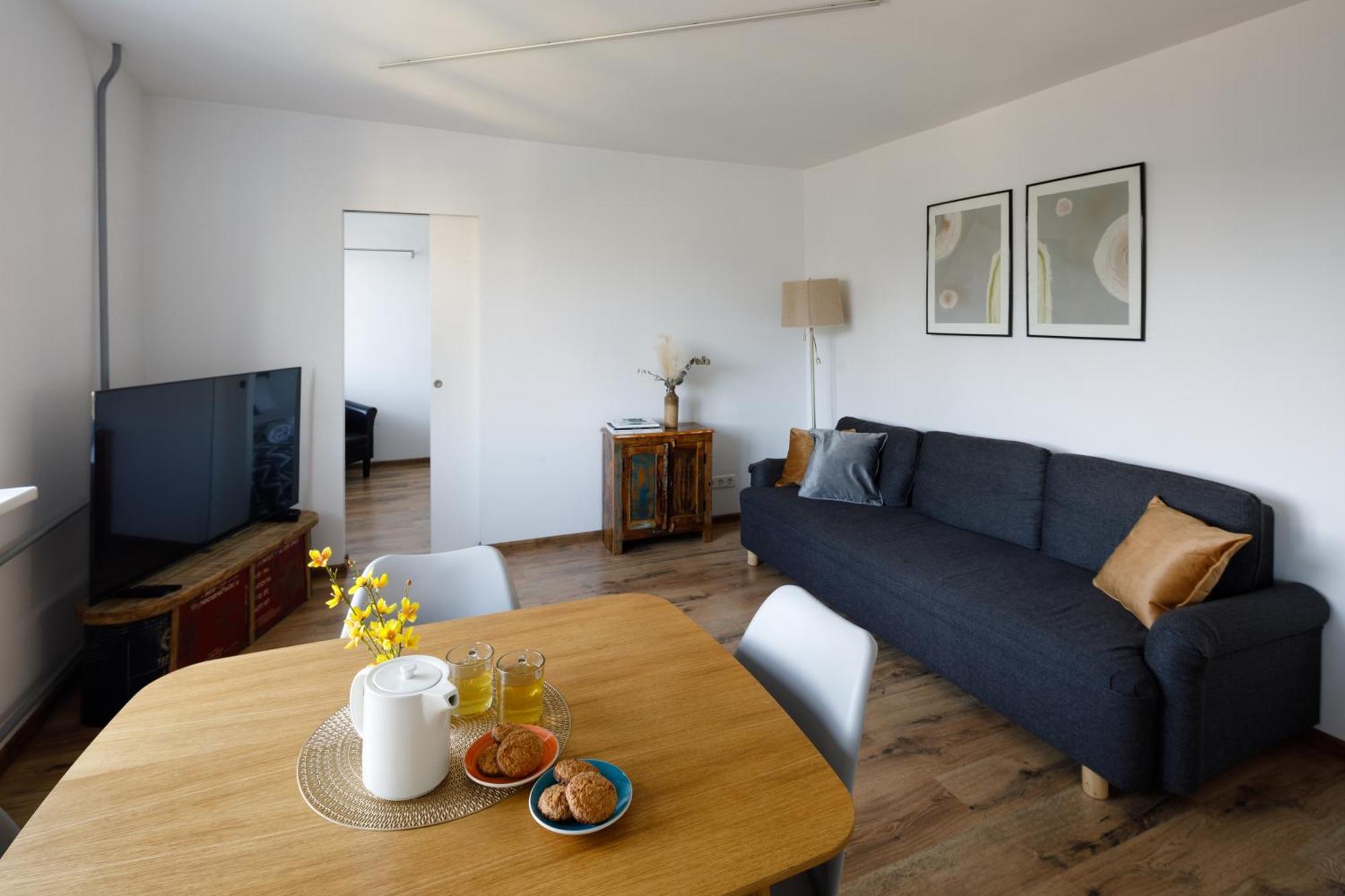 Brivibas Yard Apartment With Parking In City Center Ryga Zewnętrze zdjęcie